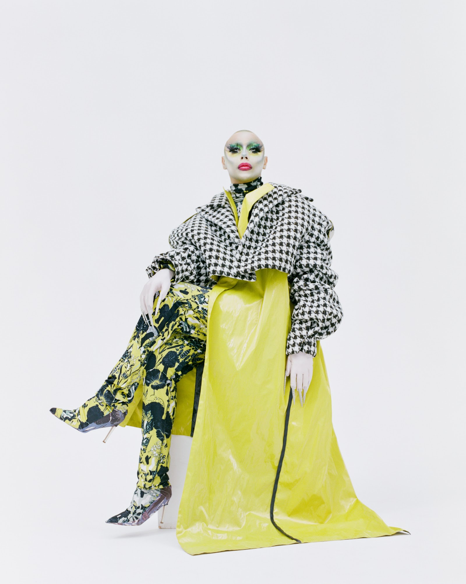 LORINA REY — Look 4