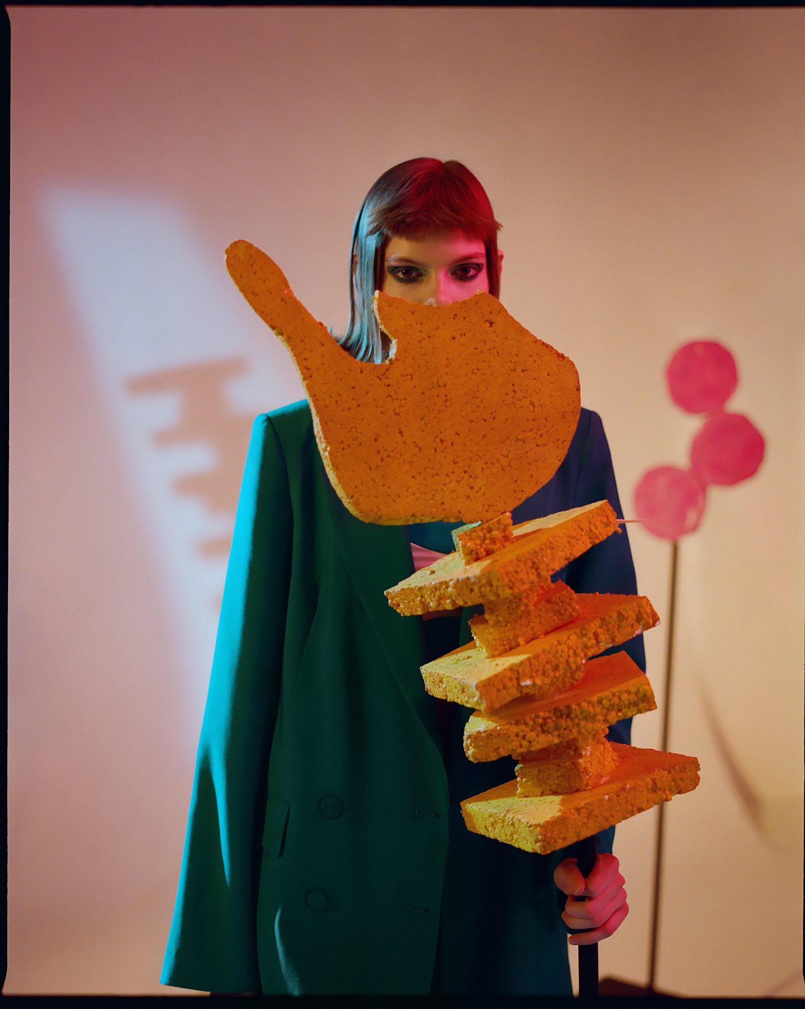 ONE FORGOTTEN DOLL — Look 4