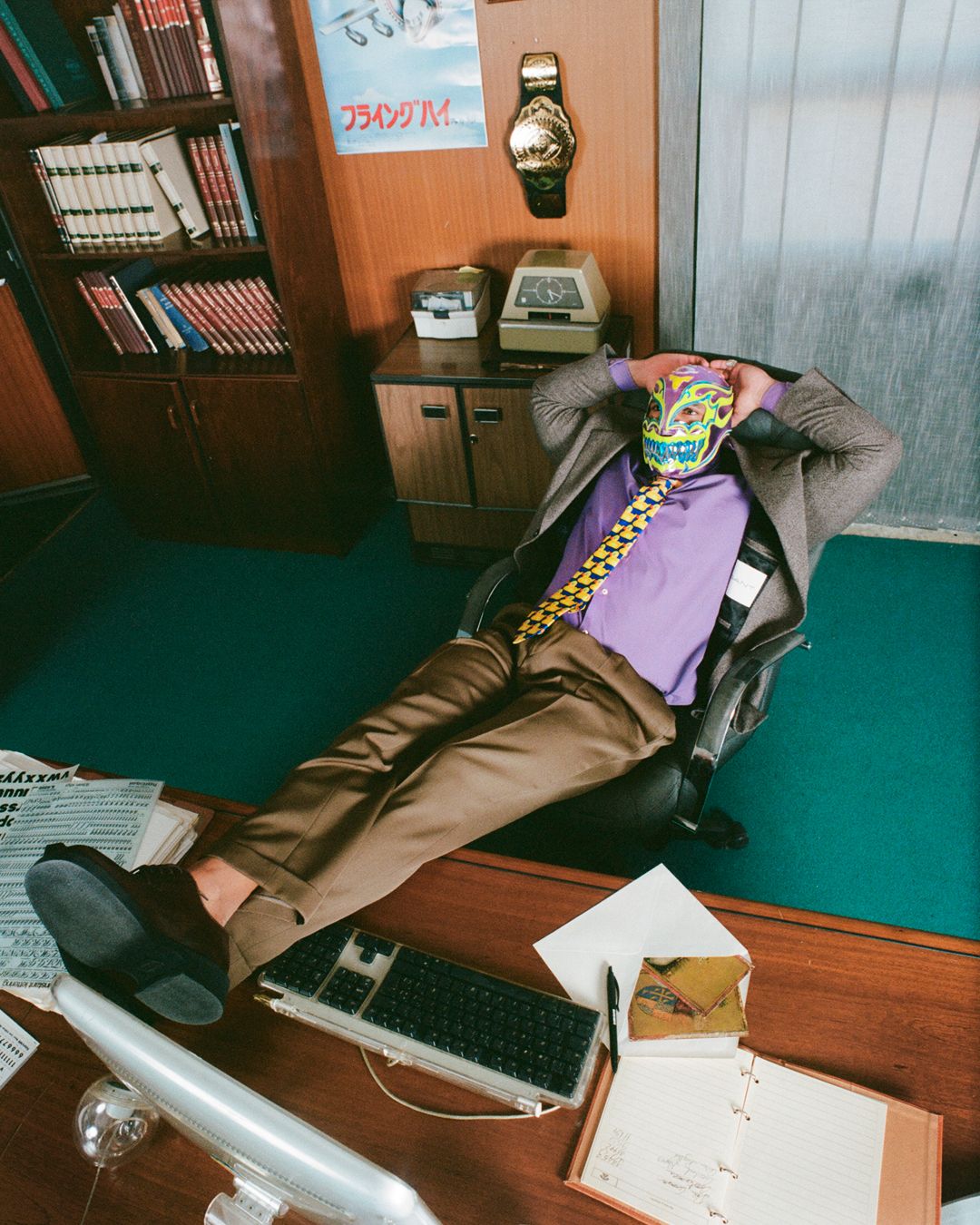 Back to the office by take a nap — Look 8