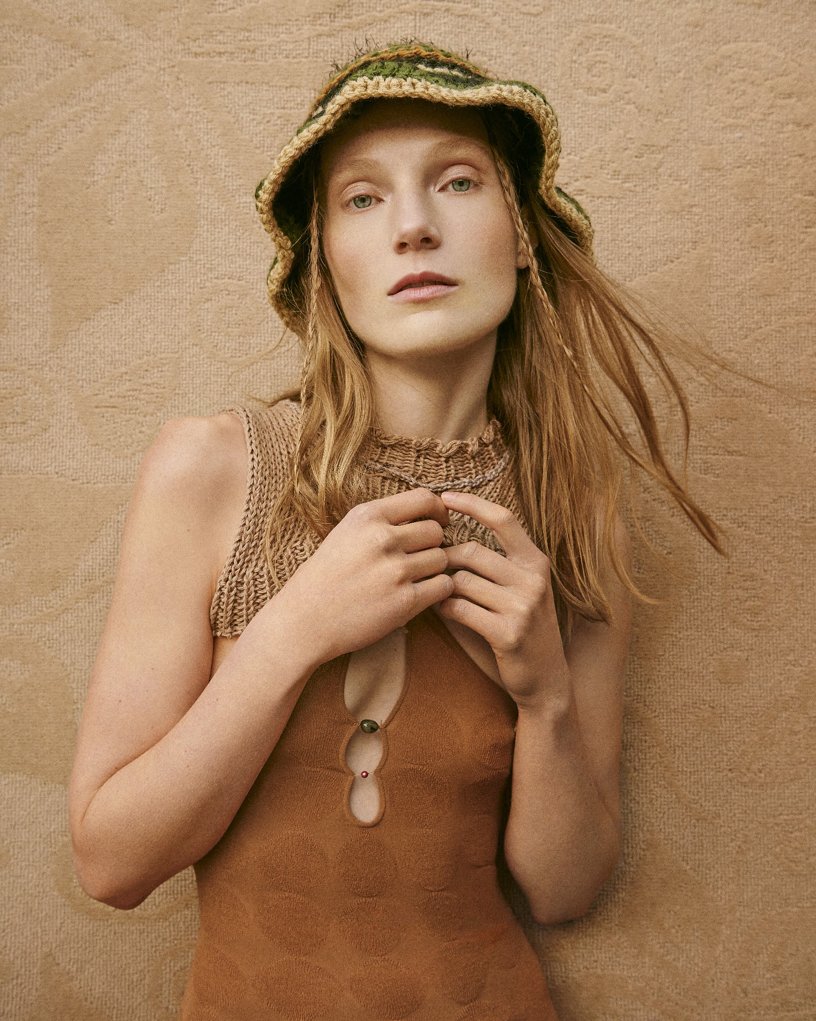 ELYSIAN TEMPER — Look 9