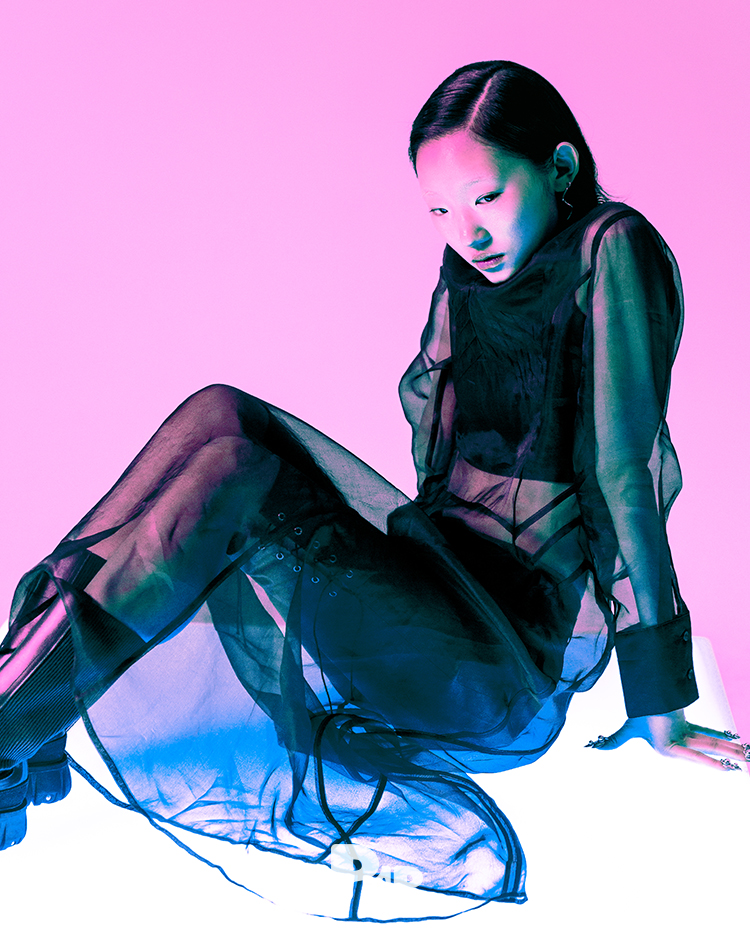 BE MY UNIVERSE — Look 2