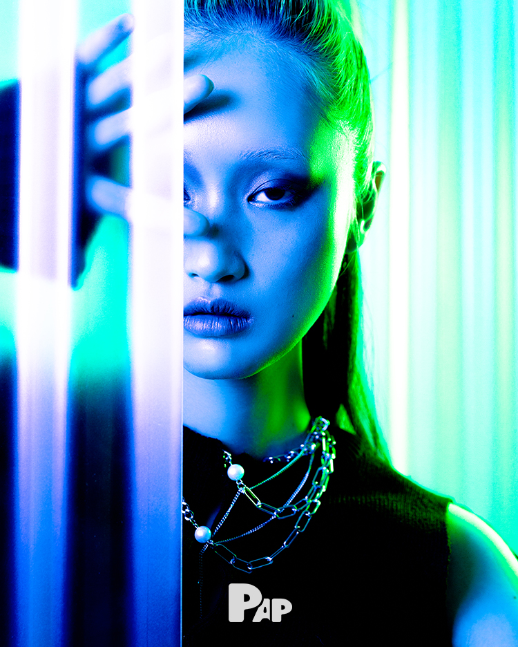 BE MY UNIVERSE — Look 7