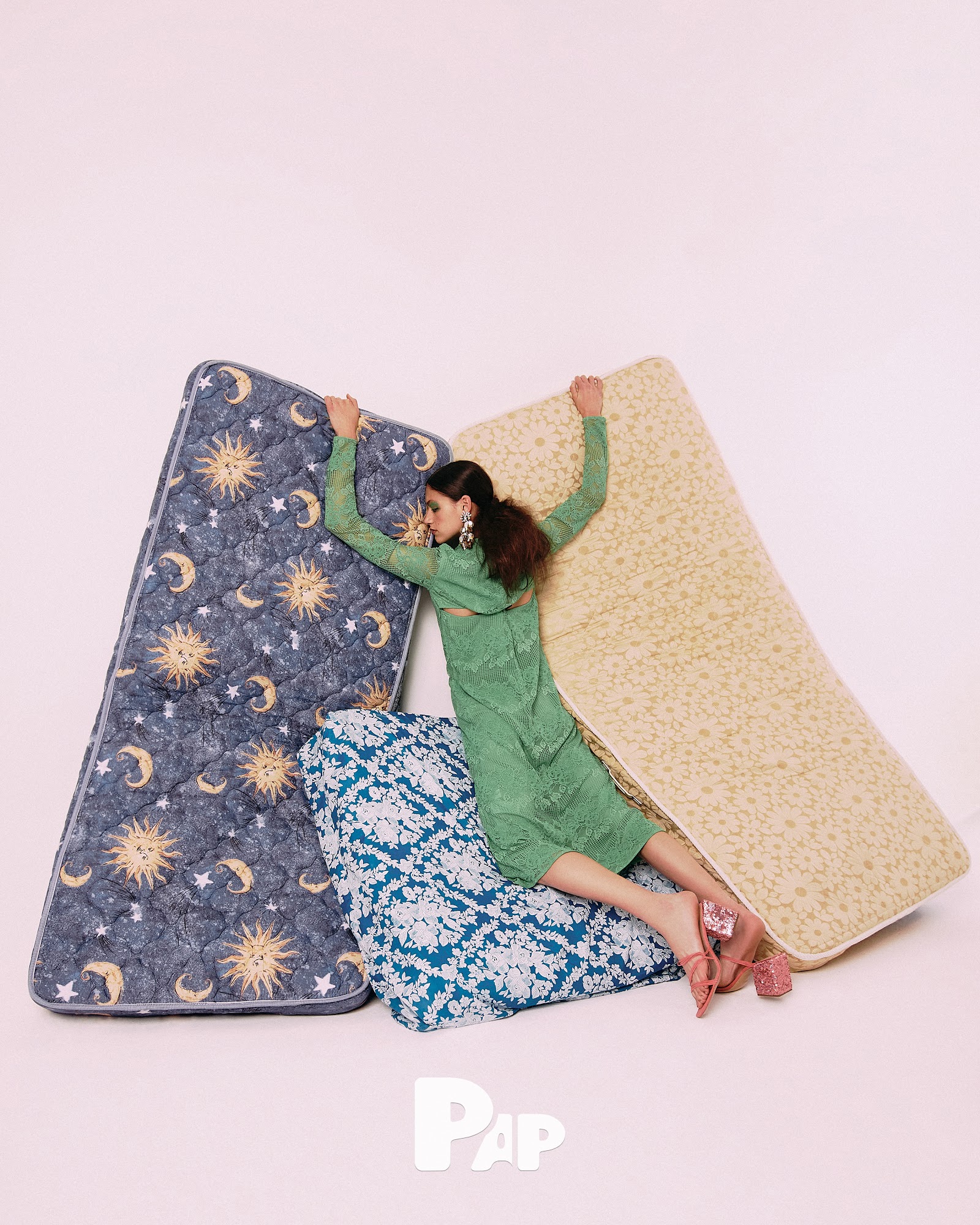 GOOD MORNING, GOOD NIGHT — Look 7