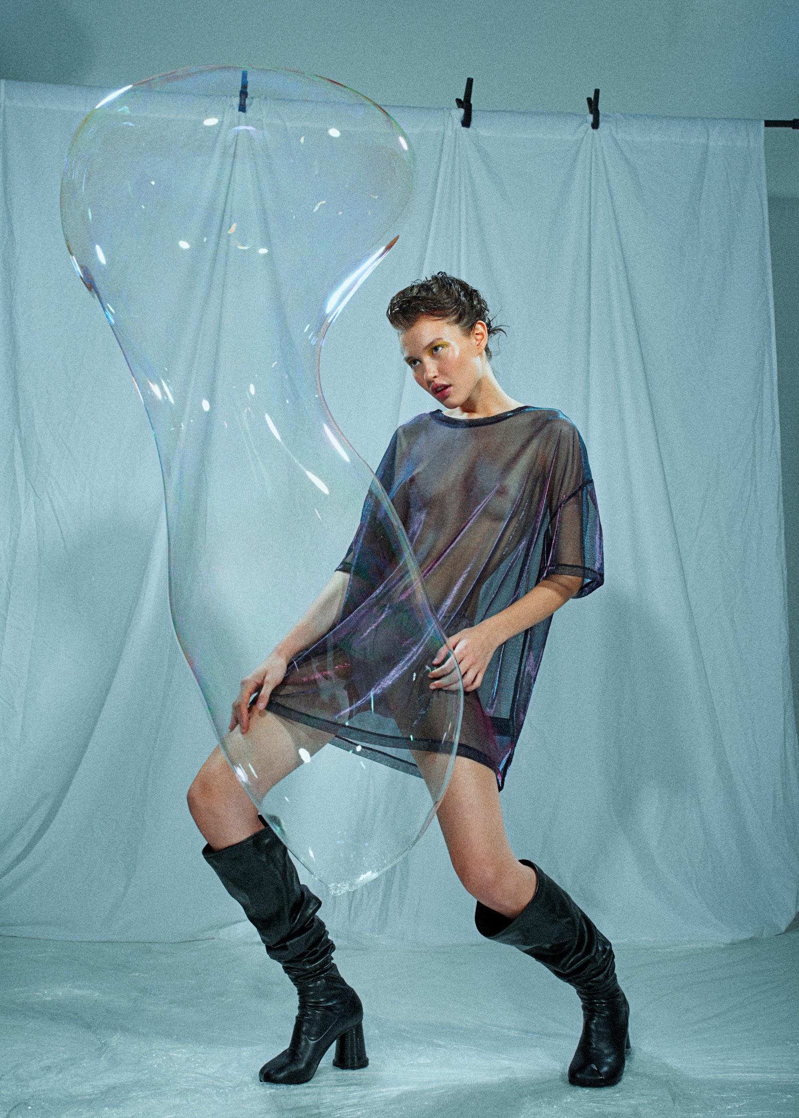 BUBBLE — Look 4