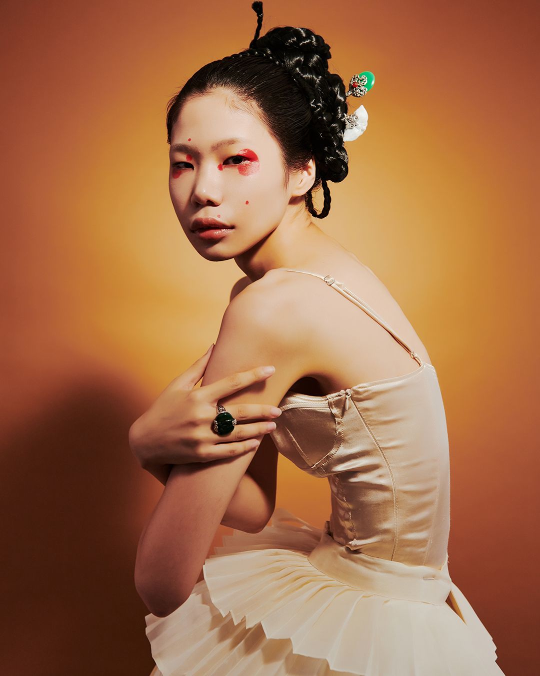 ARTIST-HAEEOHWA — Look 8