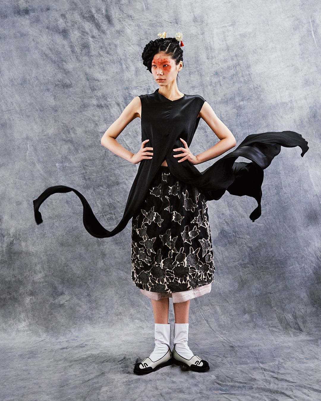 ARTIST-HAEEOHWA — Look 14