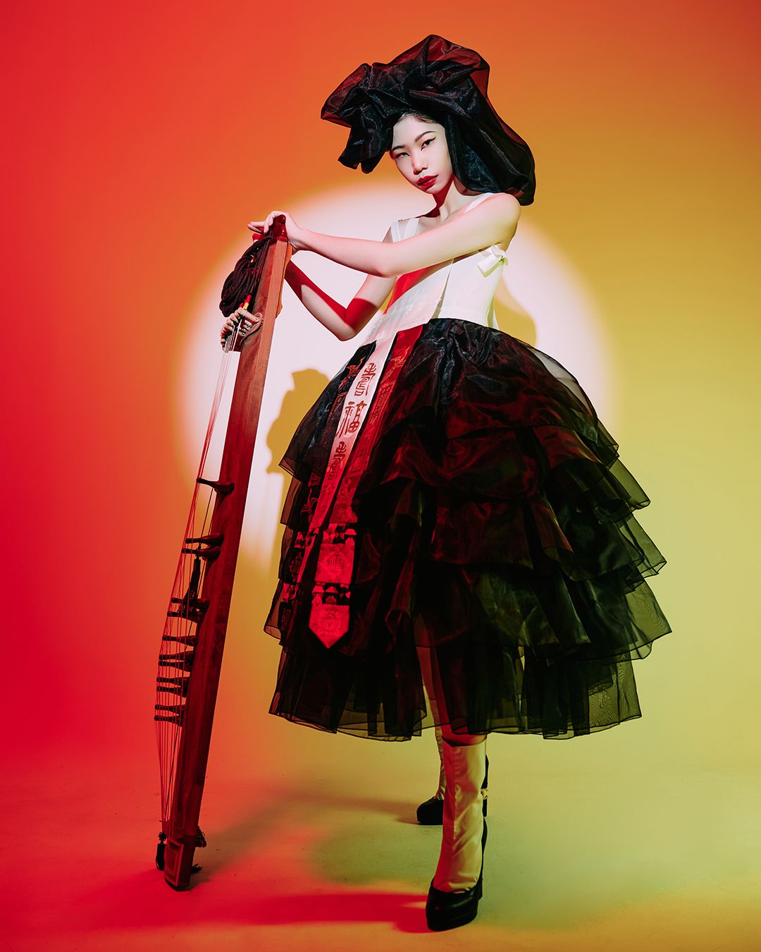 ARTIST-HAEEOHWA — Look 18