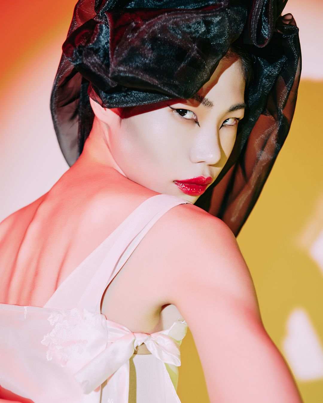 ARTIST-HAEEOHWA — Look 19