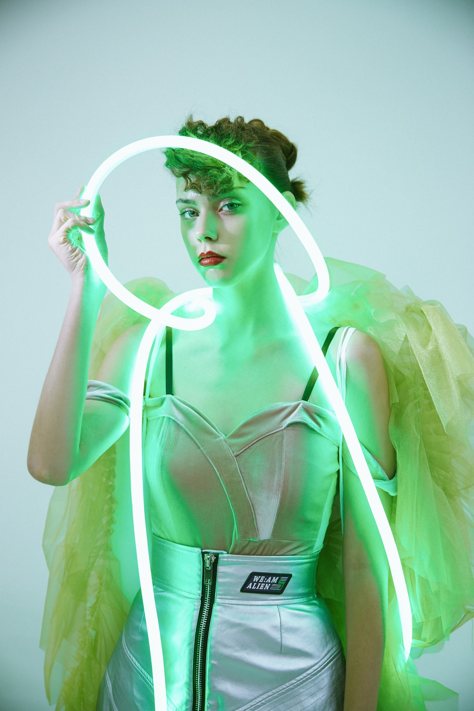 FLOATING UTOPIA — Look 5