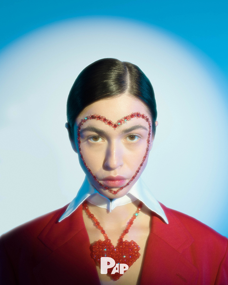 PORTRAITS — Look 2