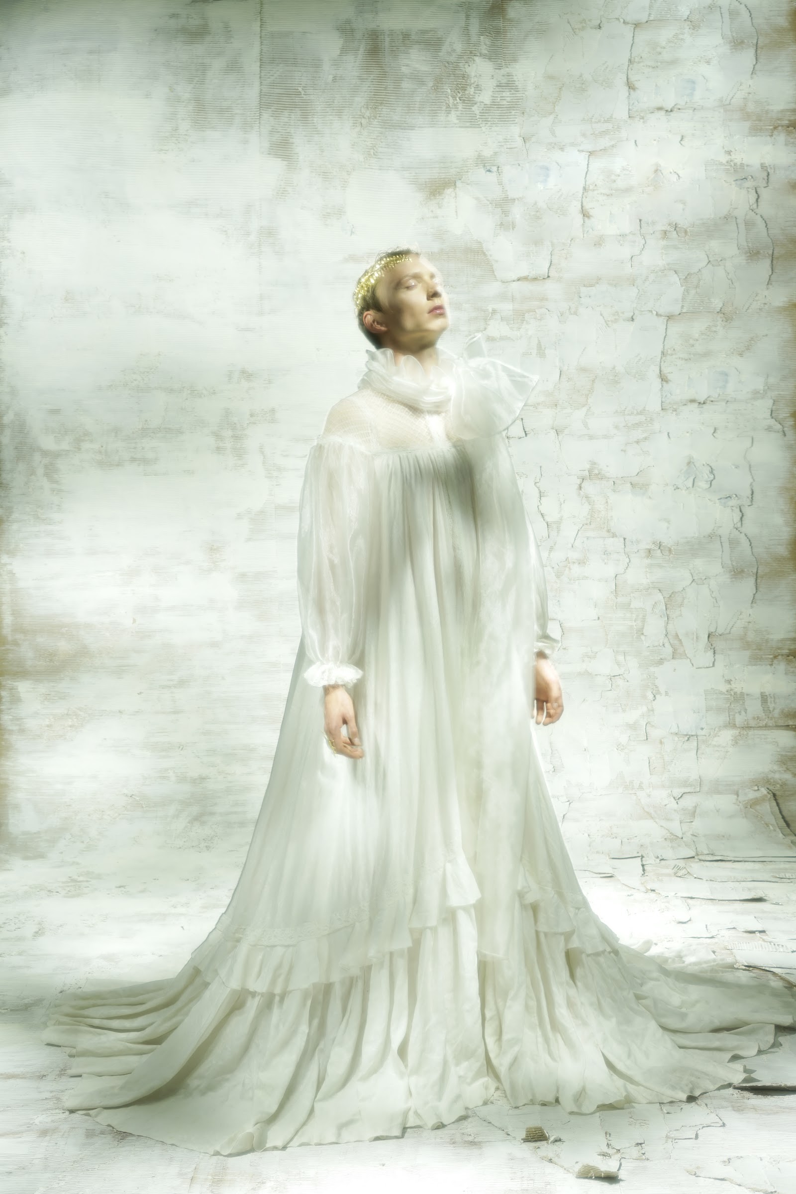 DARING DARLING — Look 4