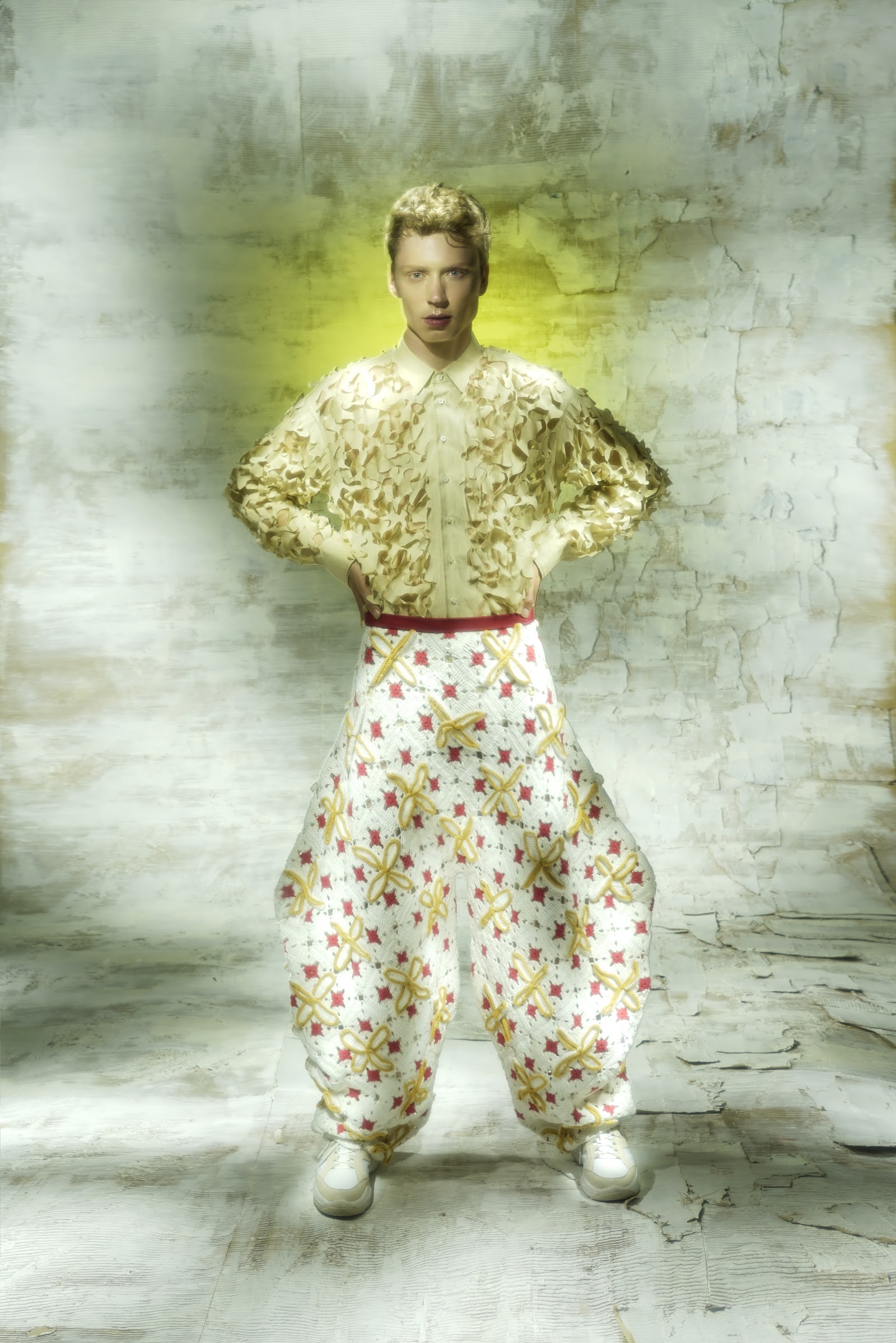 DARING DARLING — Look 11