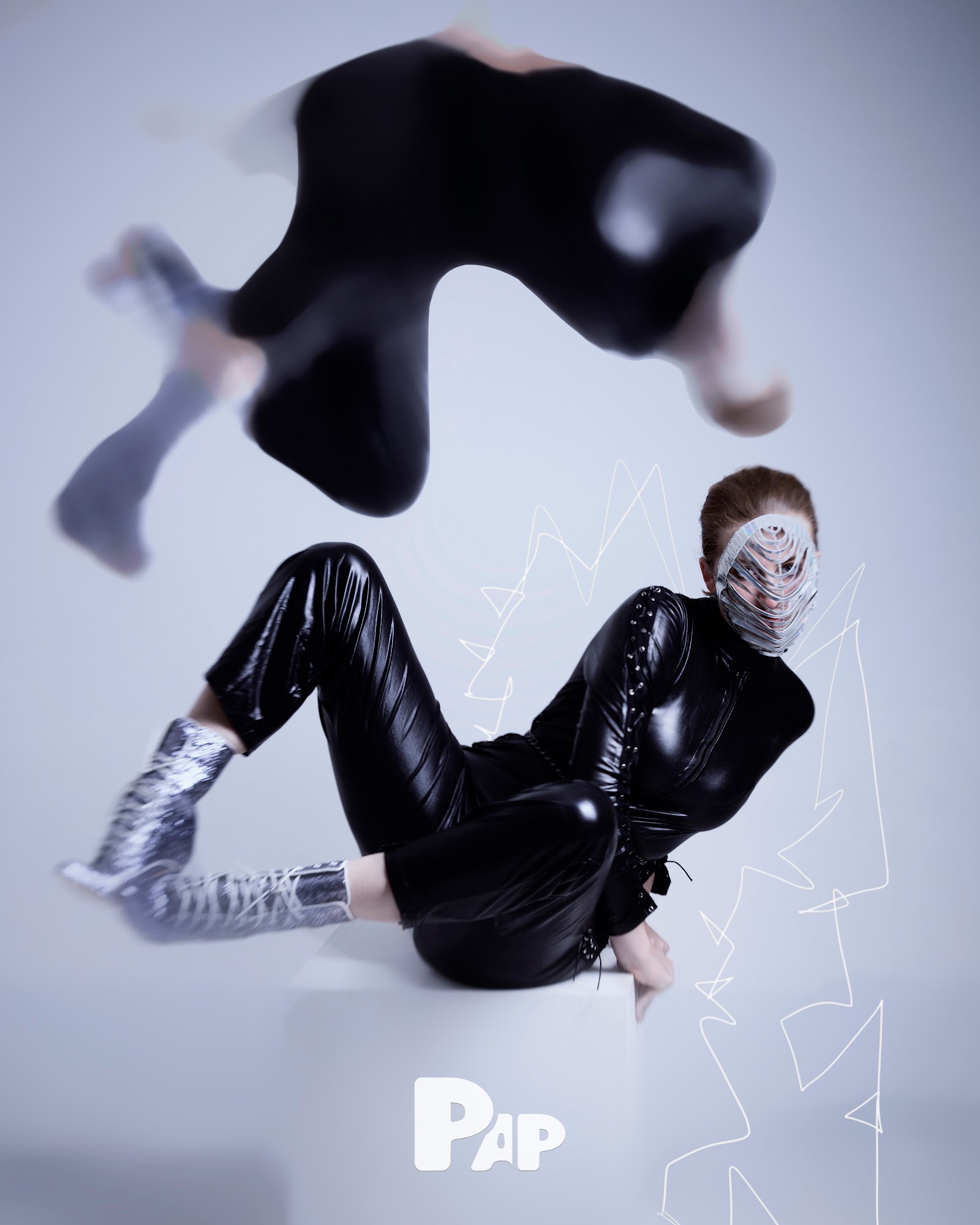 ARCHETYPES — Look 7
