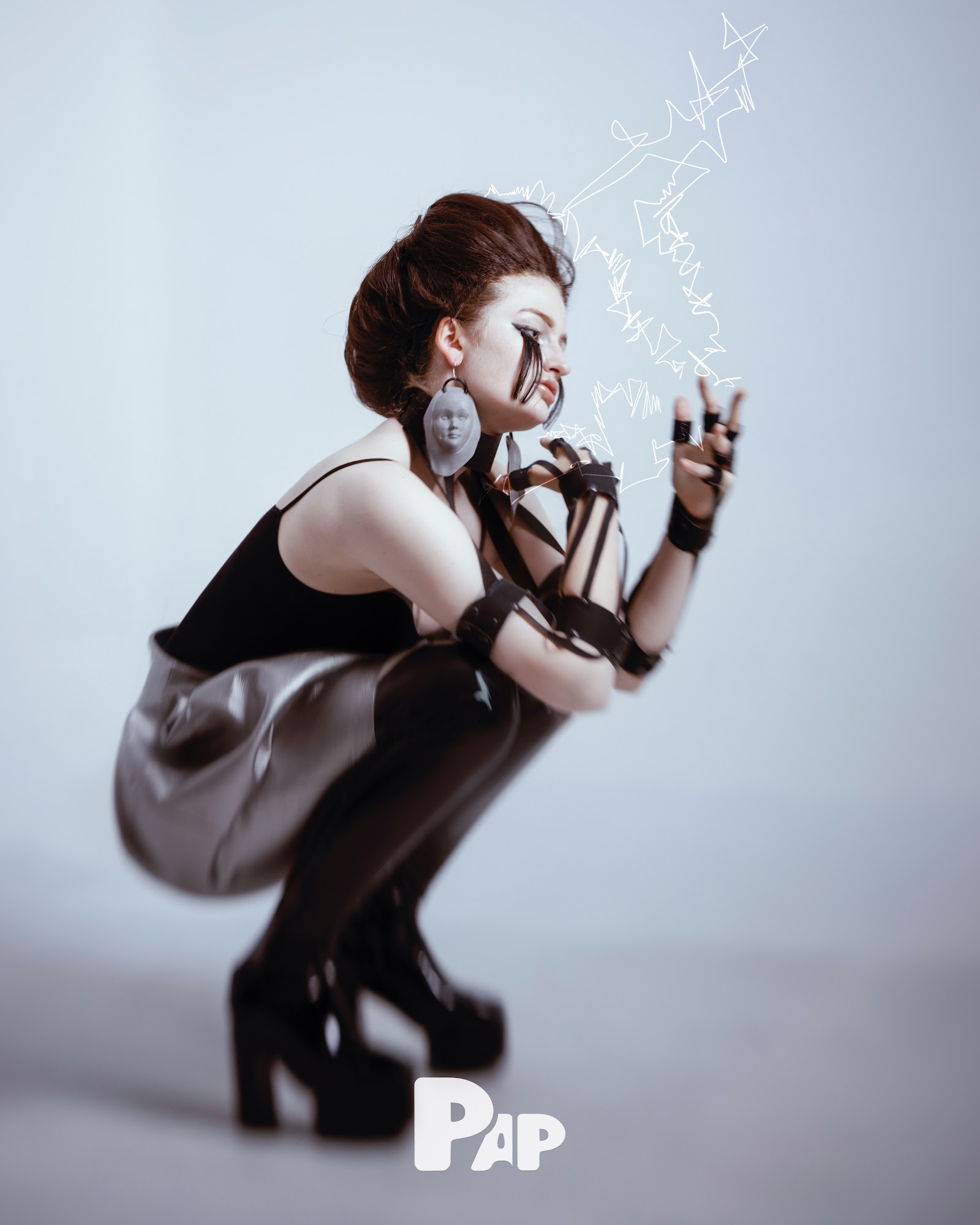 ARCHETYPES — Look 13
