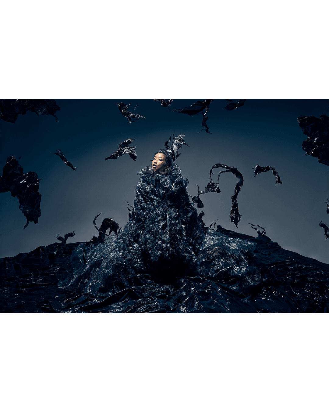 THE BEAUTY OF GARBAGE — Look 1