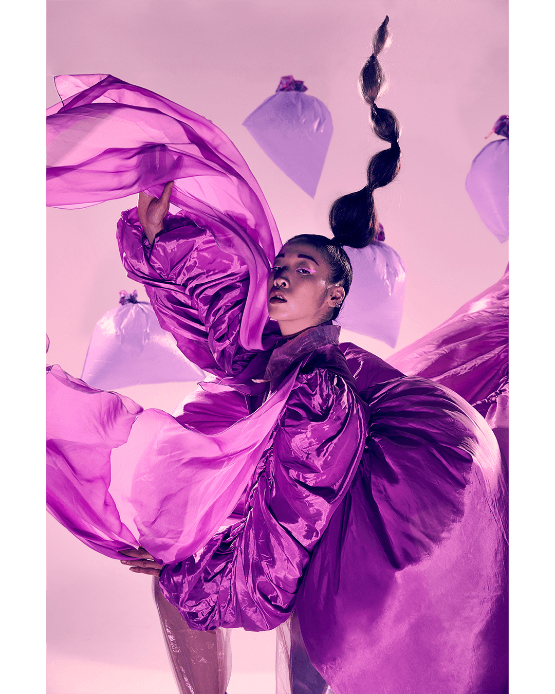 THE BEAUTY OF GARBAGE — Look 9