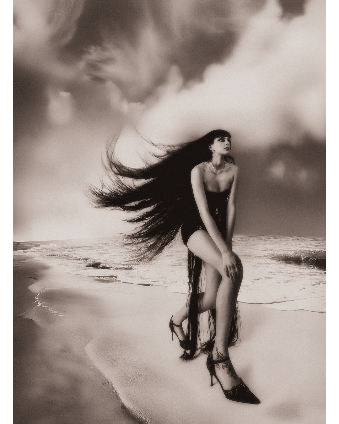 The tides whisper your name — Look 7