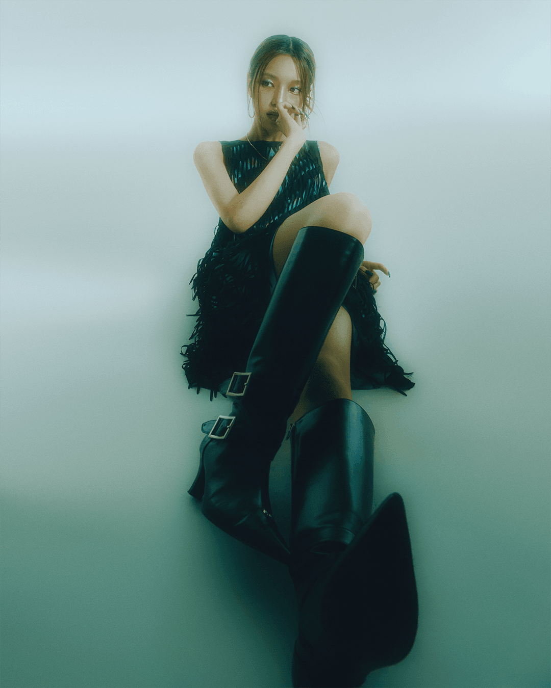Smoking Princess — Look 10