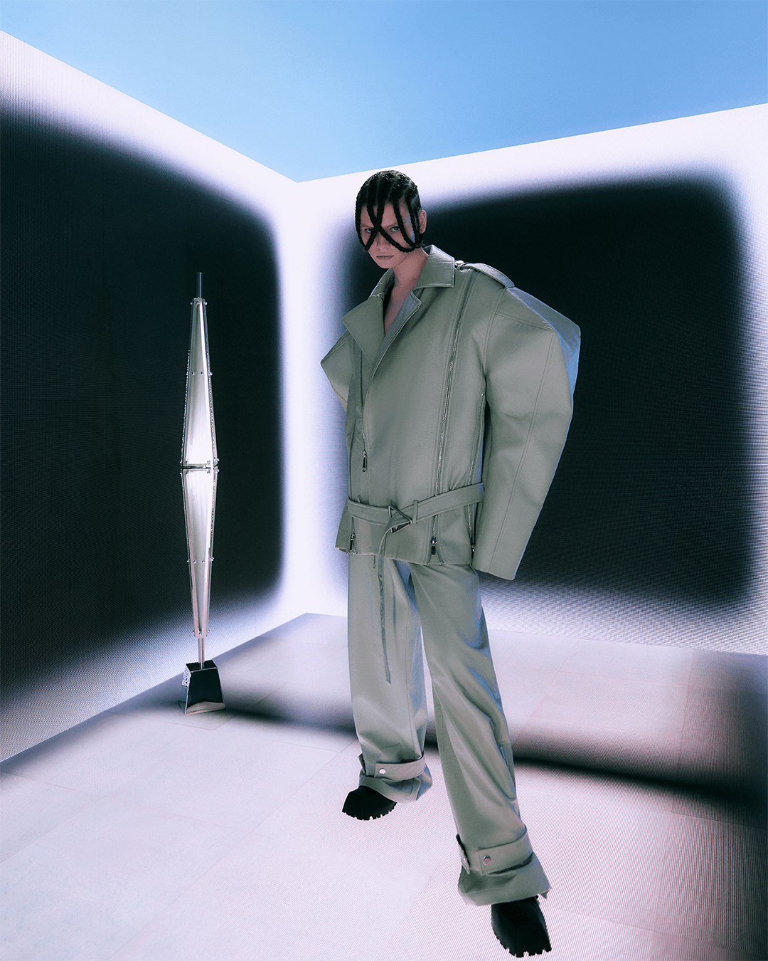 DIGITAL FANTASY — Look 5