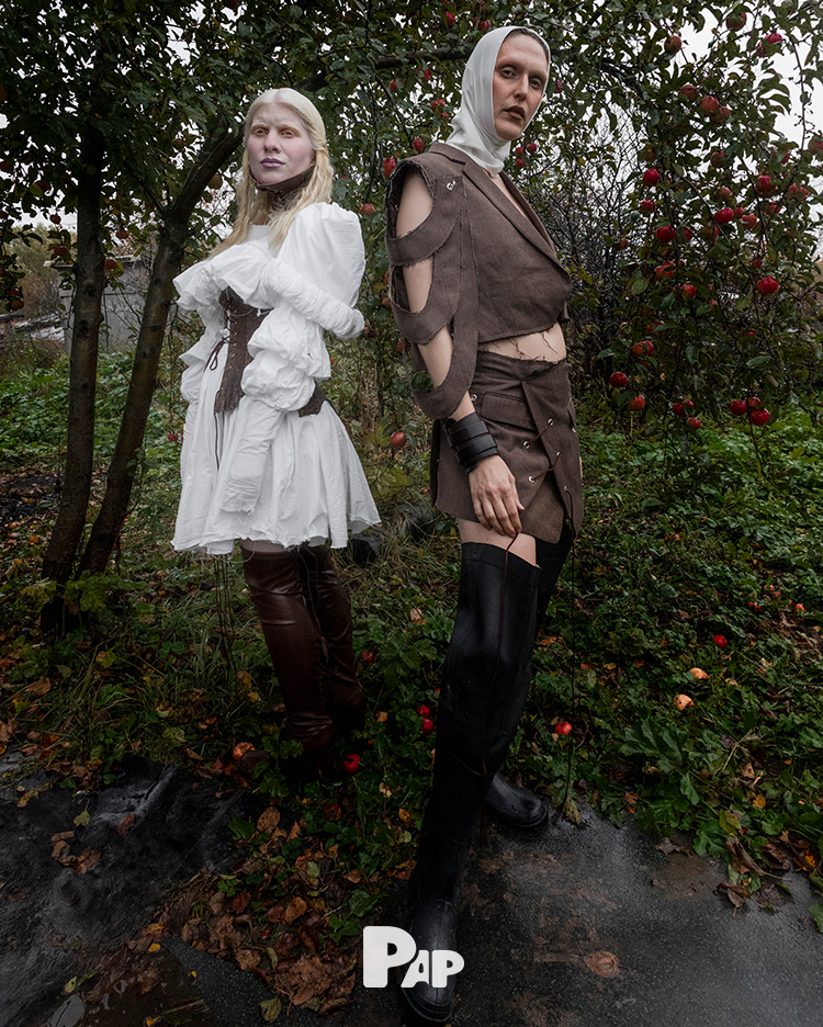 OCTOBER TALE — Look 4