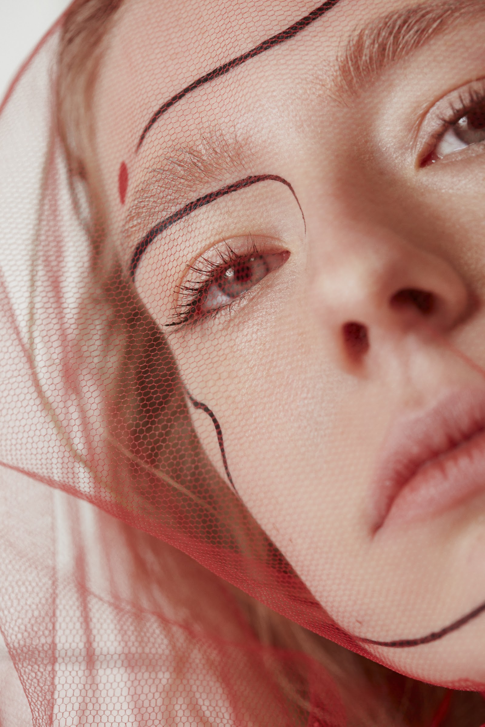 WOMEN IN FRONT OF THE SUN — Look 16