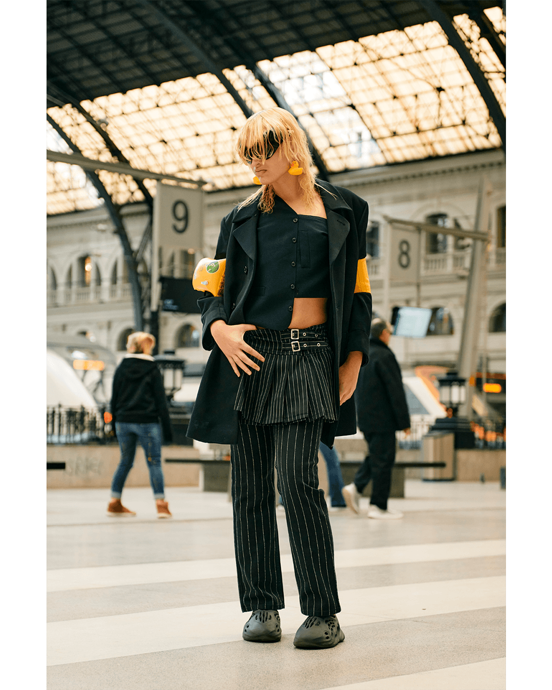No time to shower — Look 5