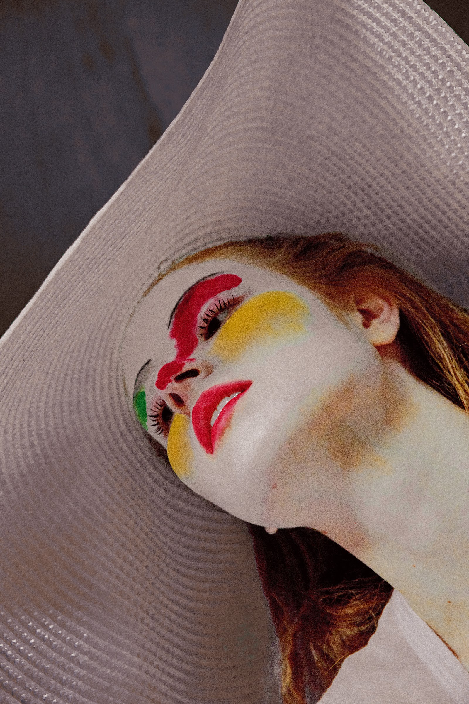 PARASITE — Look 11