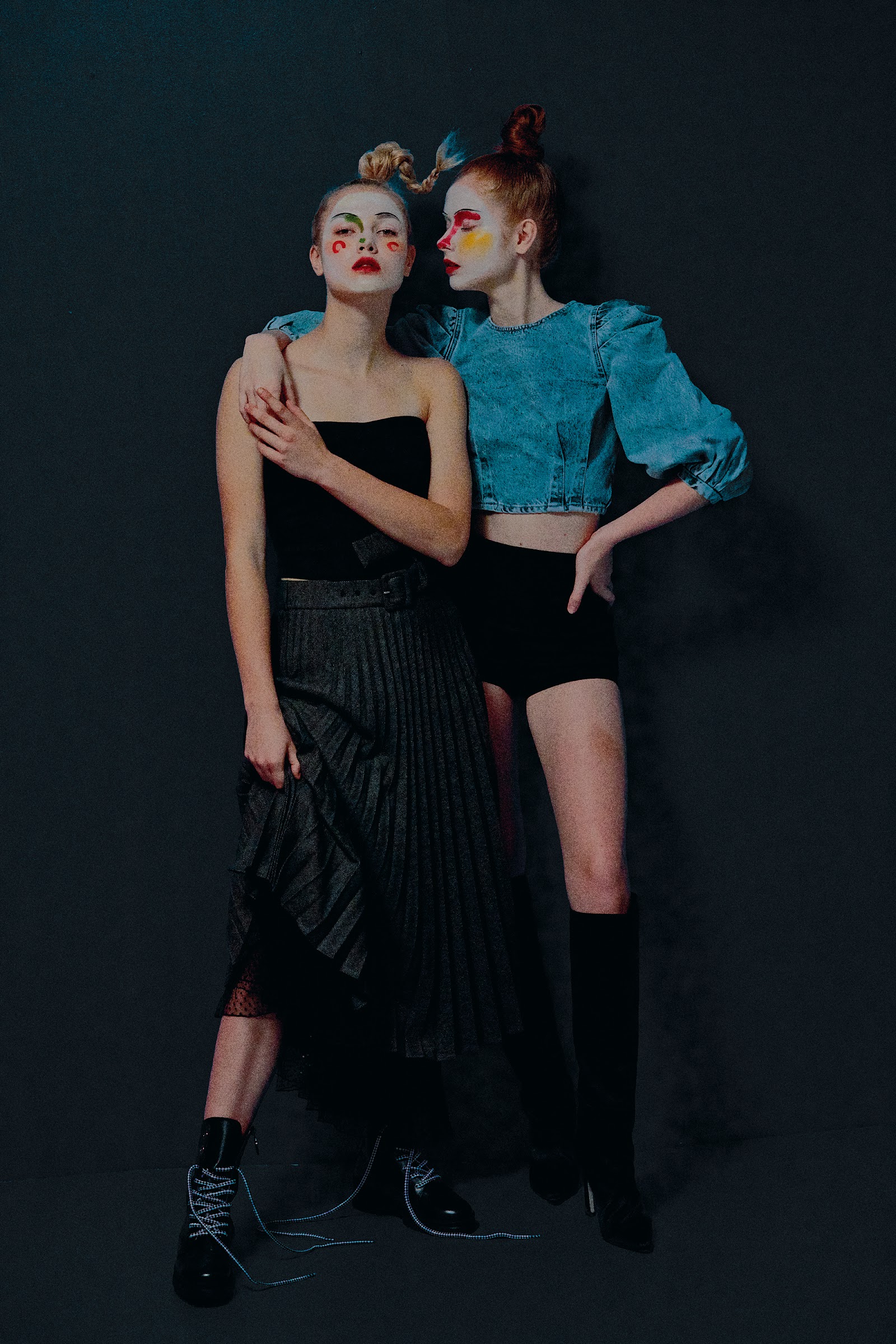 PARASITE — Look 13