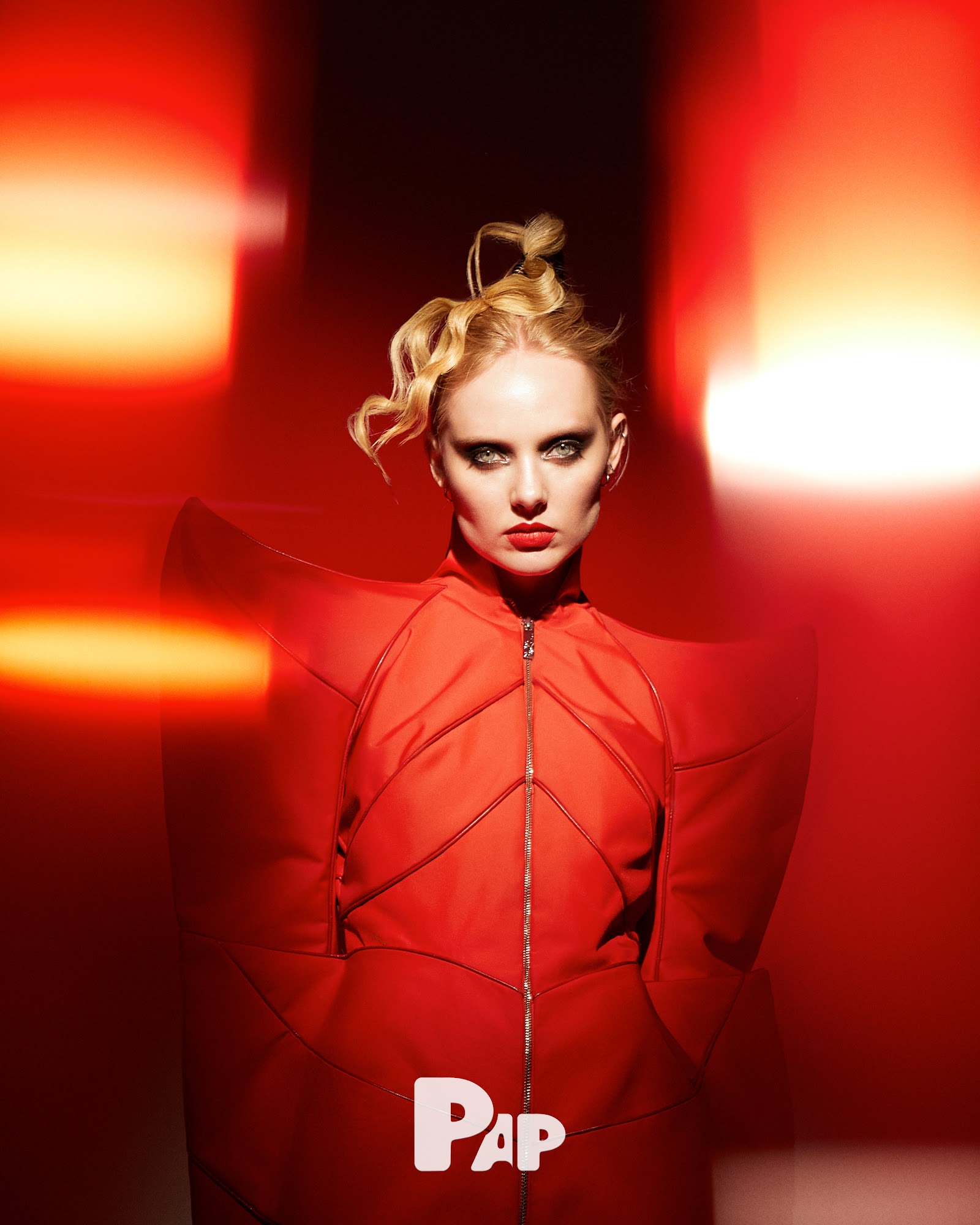 LUX AETERNA — Look 10