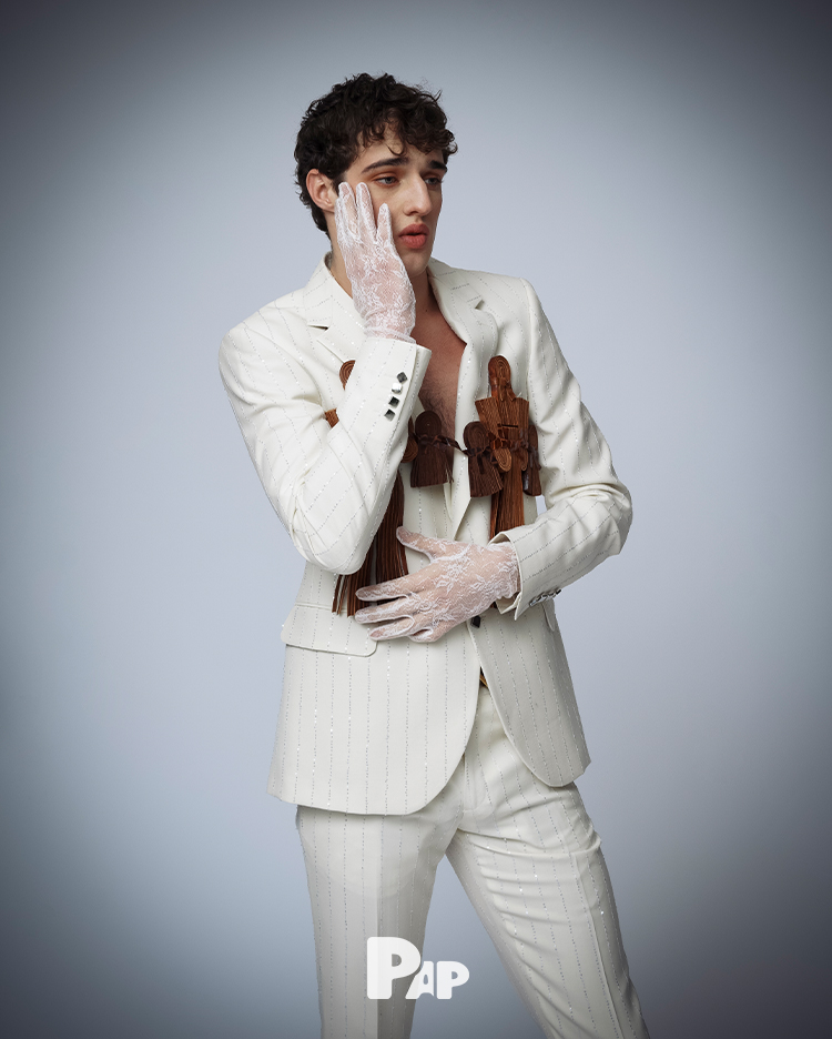 VENUS BOYS — Look 11