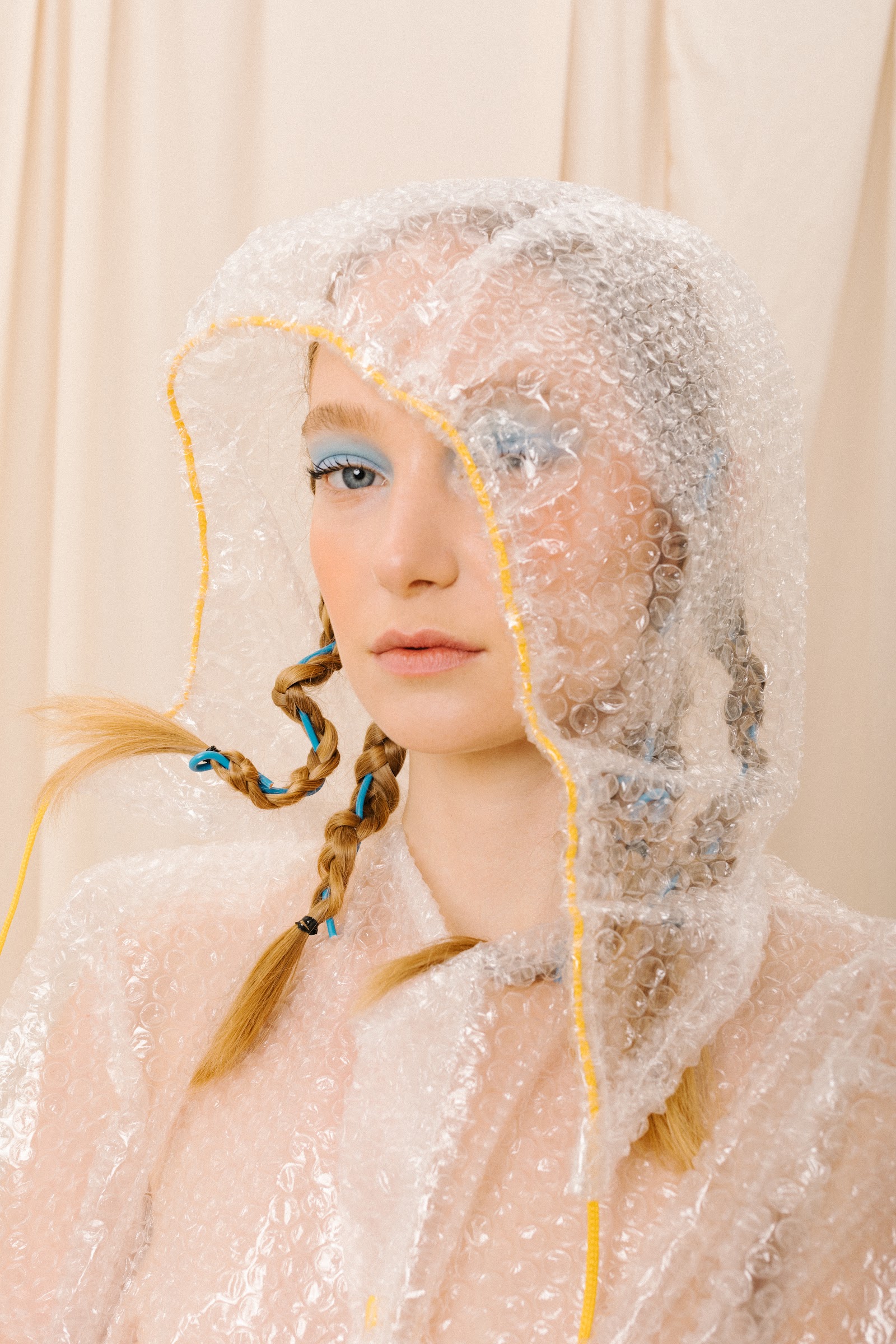 PAPER STORY — Look 3