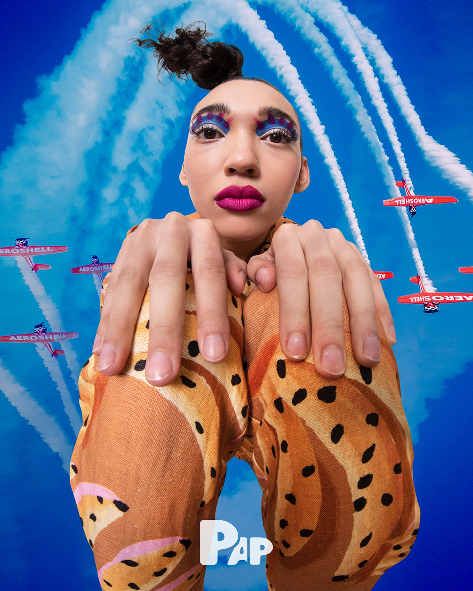 CRASH LANDING — Look 8