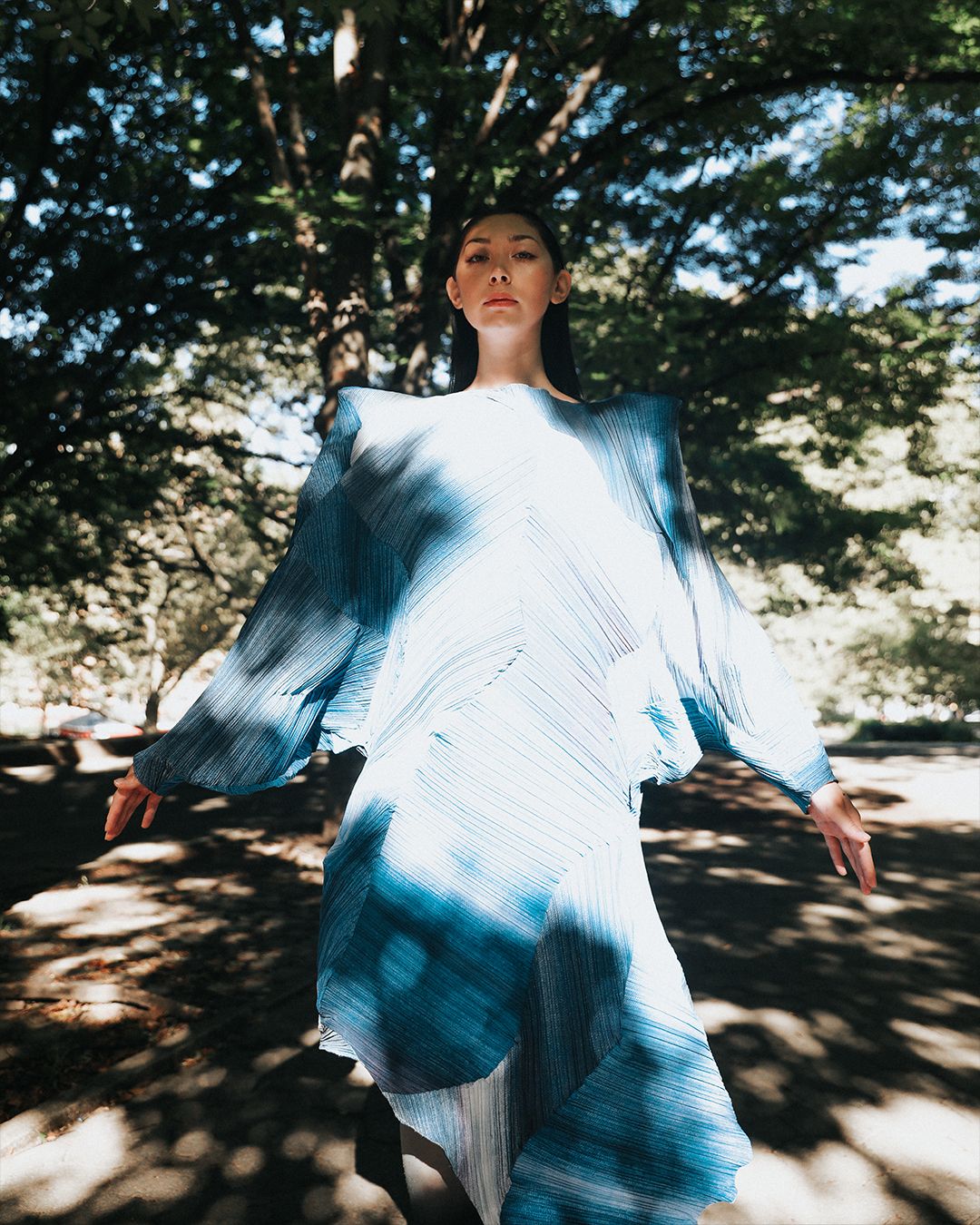 Linear Blue — Look 5