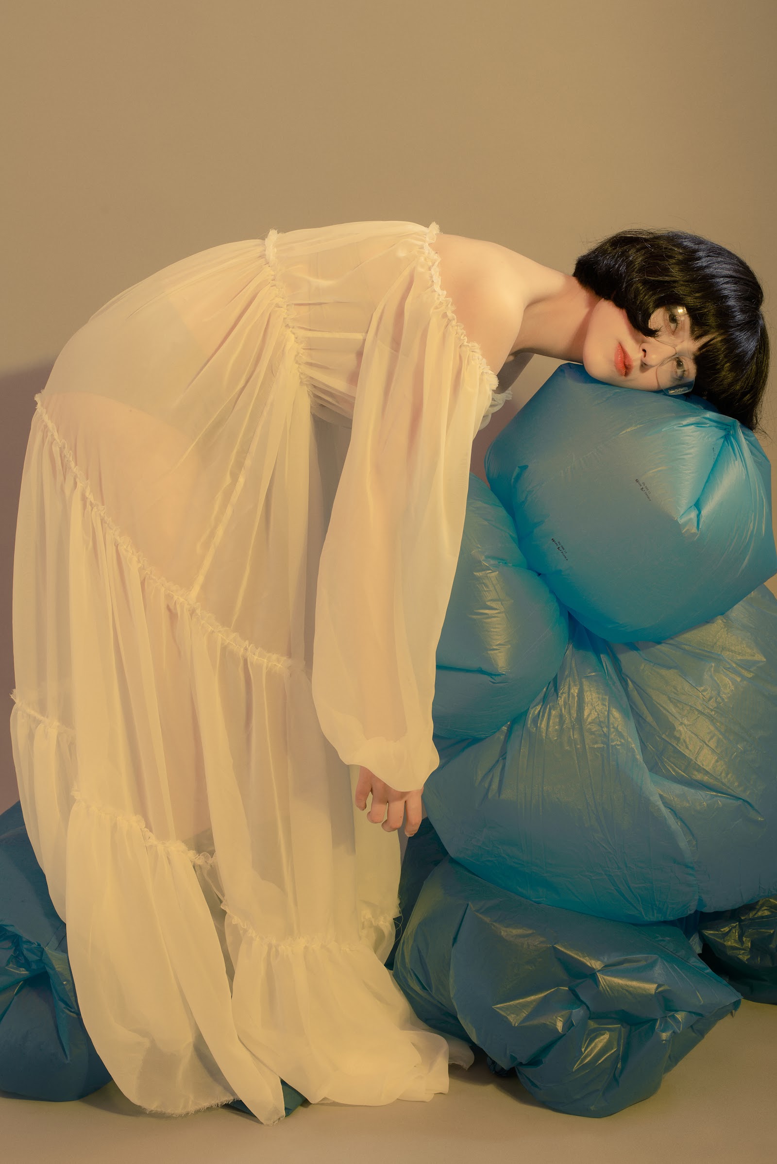 WE ACCEPTED LIVING WITH PLASTIC — Look 3