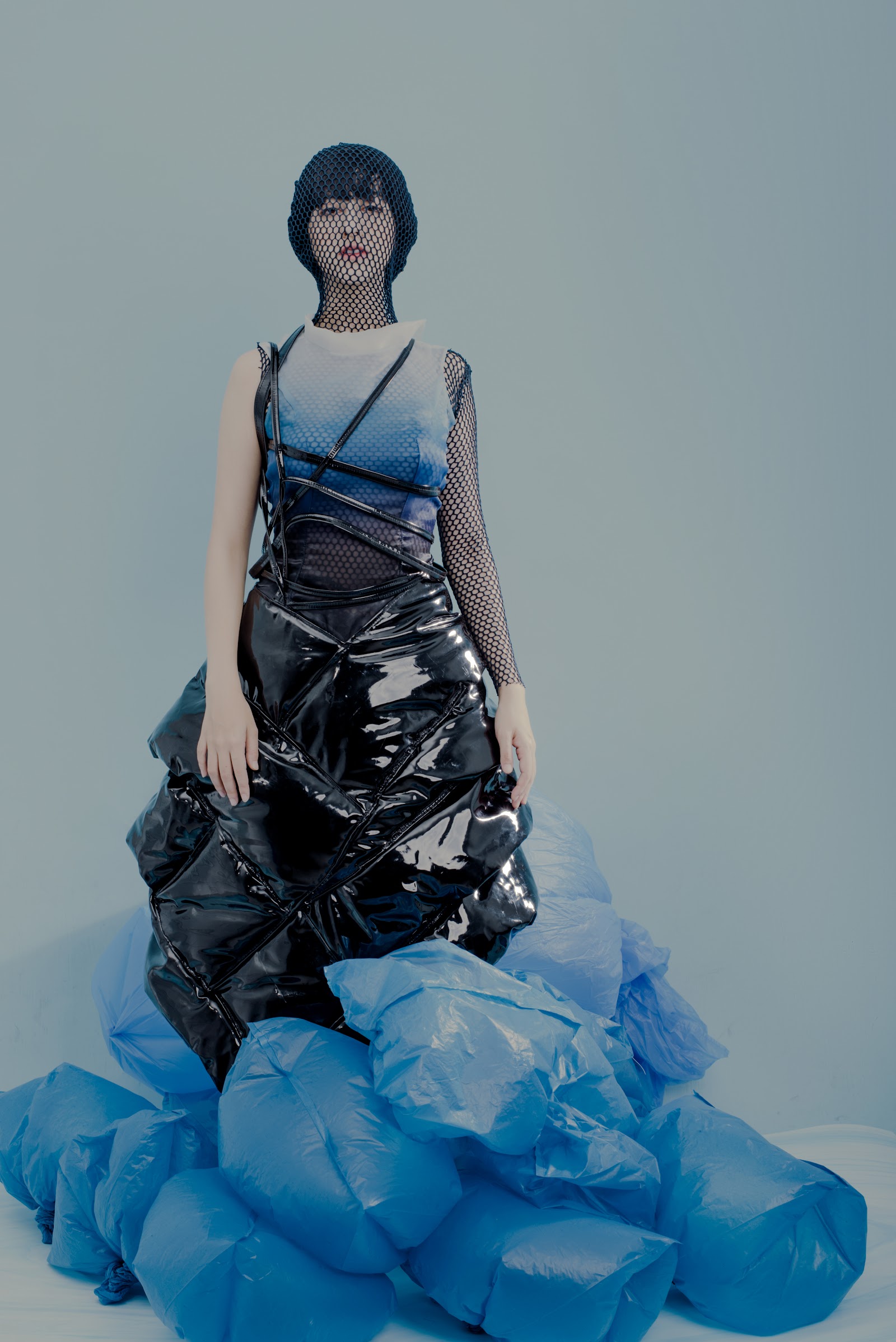 WE ACCEPTED LIVING WITH PLASTIC — Look 6