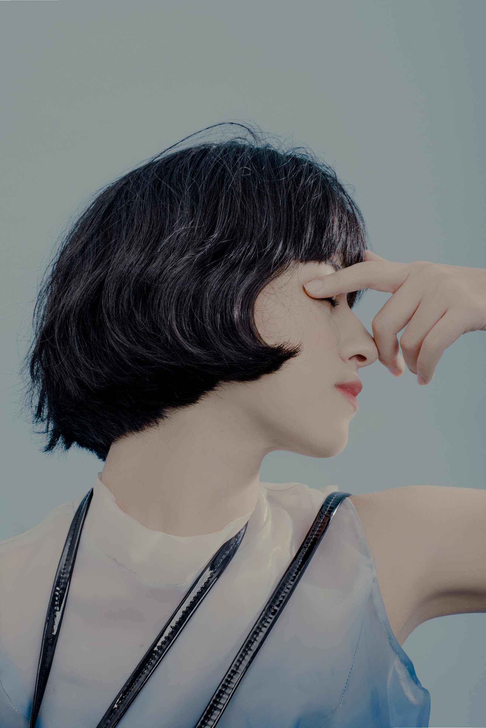 WE ACCEPTED LIVING WITH PLASTIC — Look 7