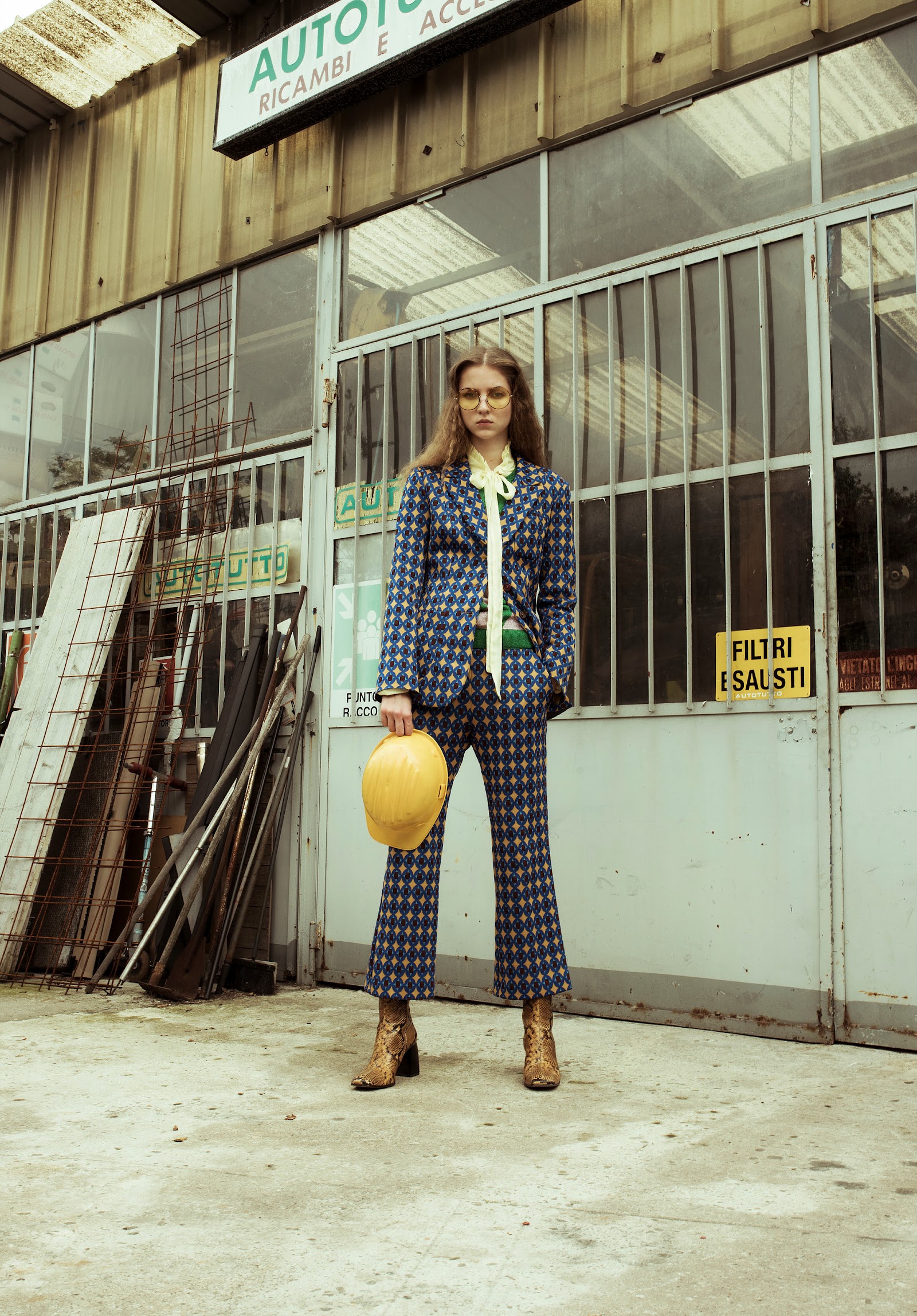 MECHANICAL FASHION — Look 4