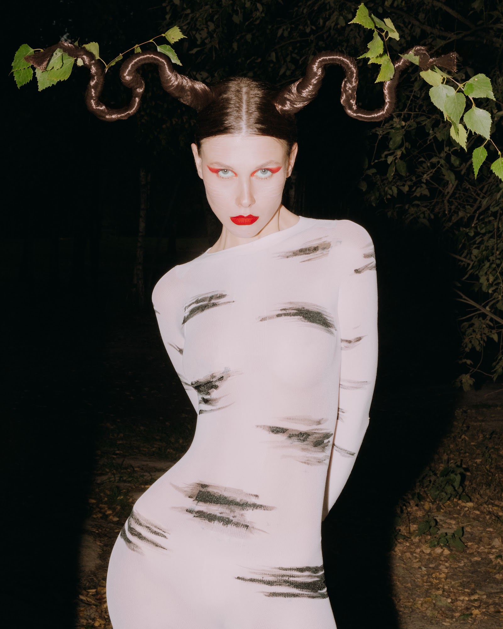 GUIDING STAR — Look 11