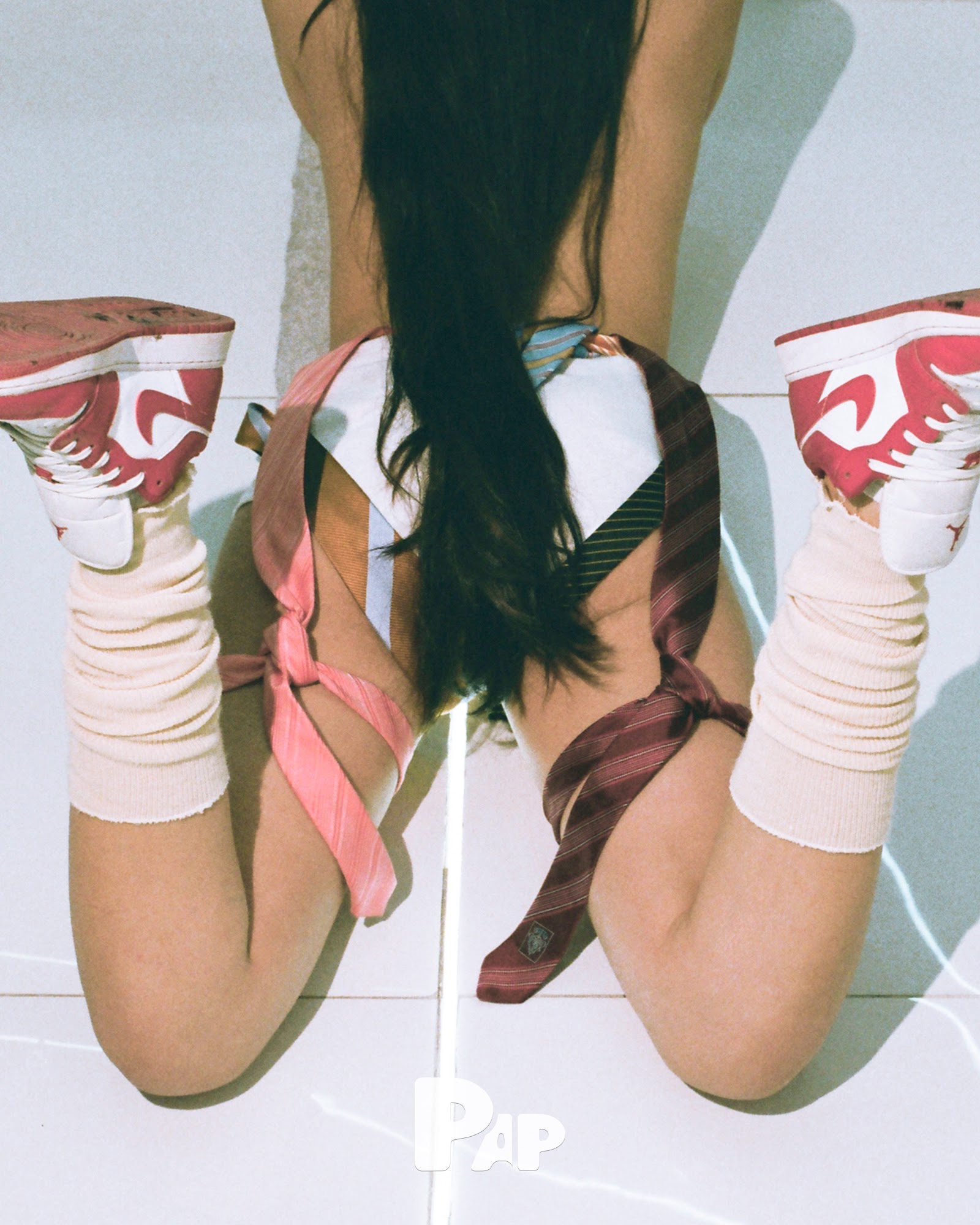 TIE ME UP — Look 7