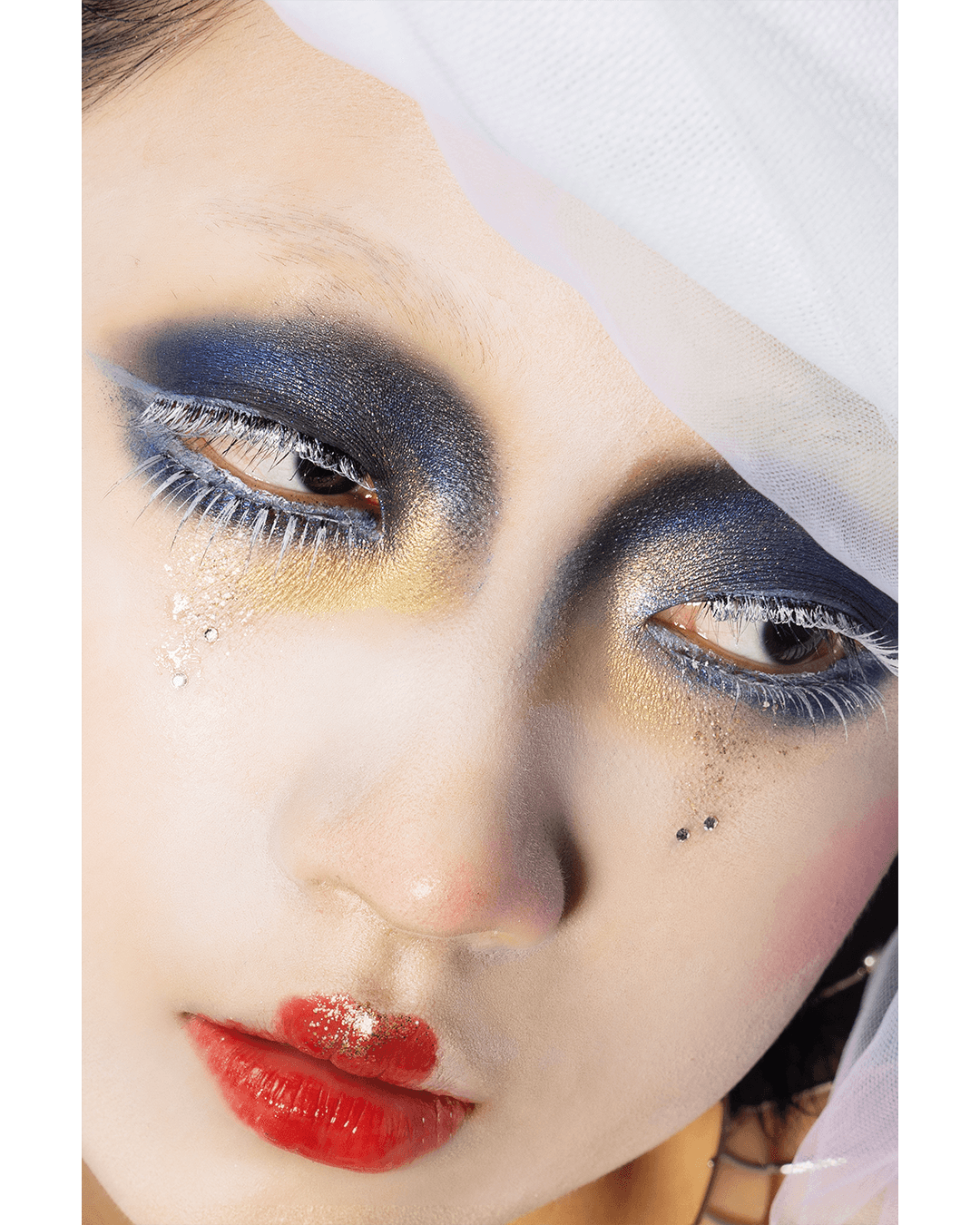 Strange — Look 4