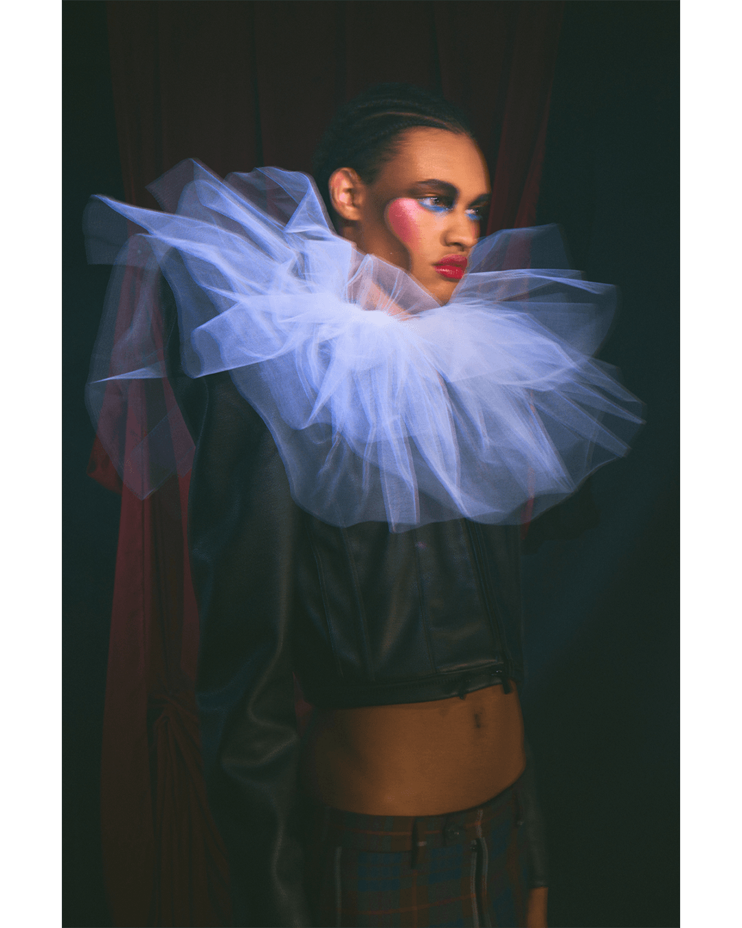 Dark Humour — Look 5