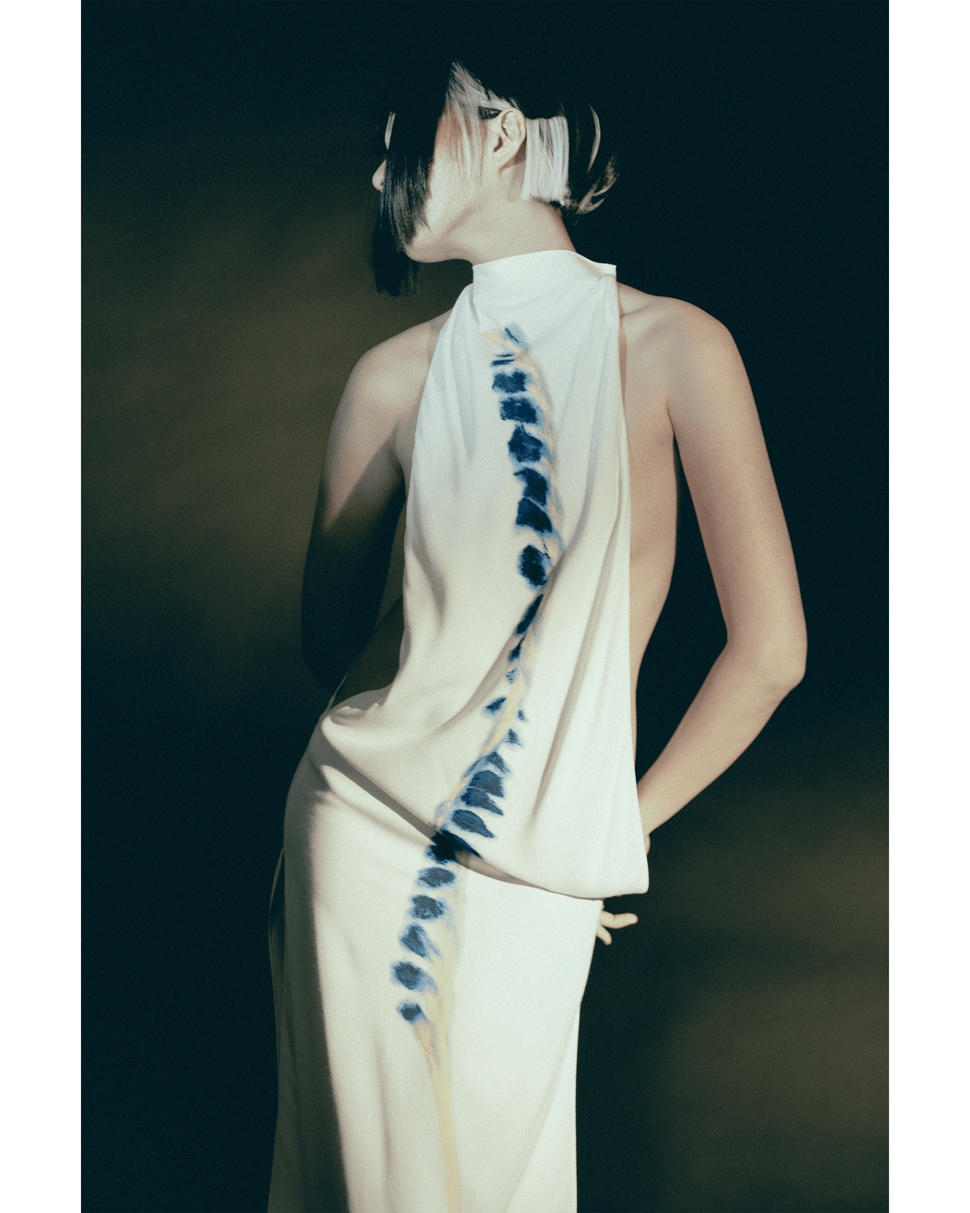 Sculpted Silence — Look 18