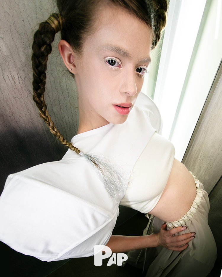 ALTERNATIVE FUTURES — Look 2