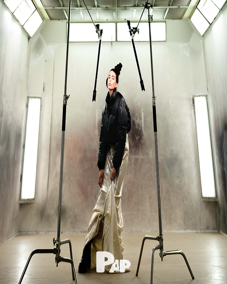 ALTERNATIVE FUTURES — Look 4