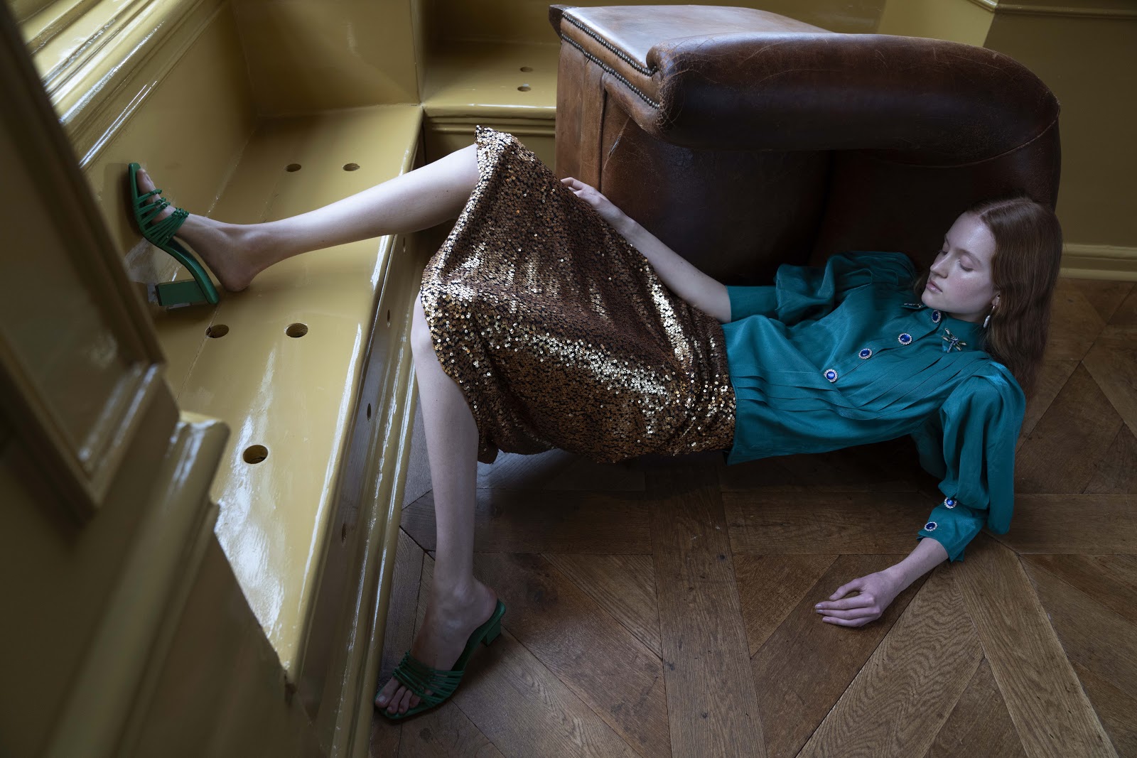 HER LOCKED FAIRY TALE — Look 13