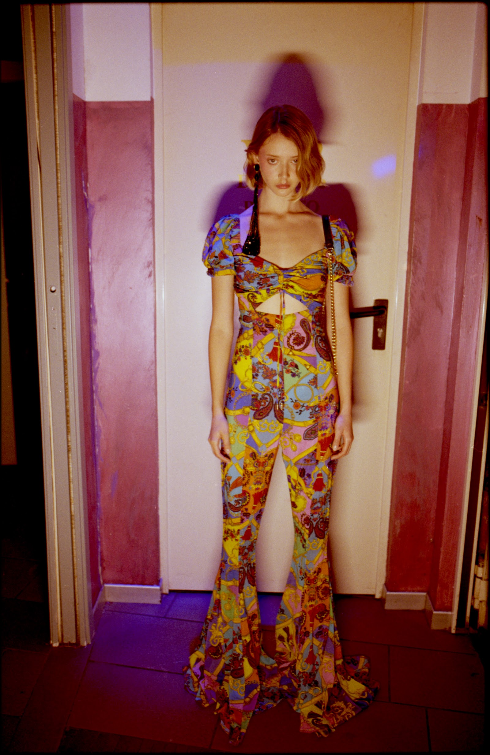 NEON — Look 16