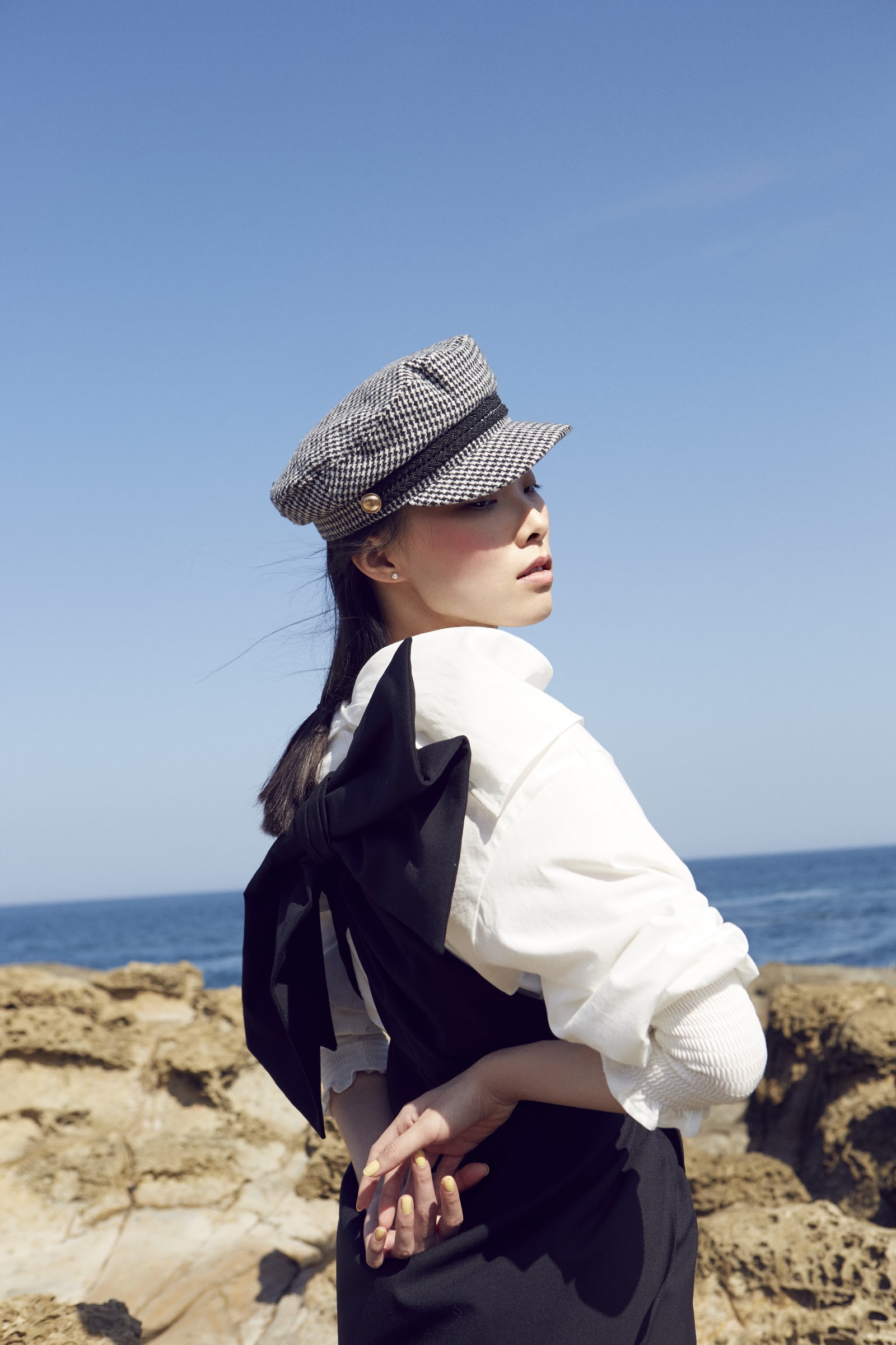 THE FIRST DAY OF FALL — Look 7