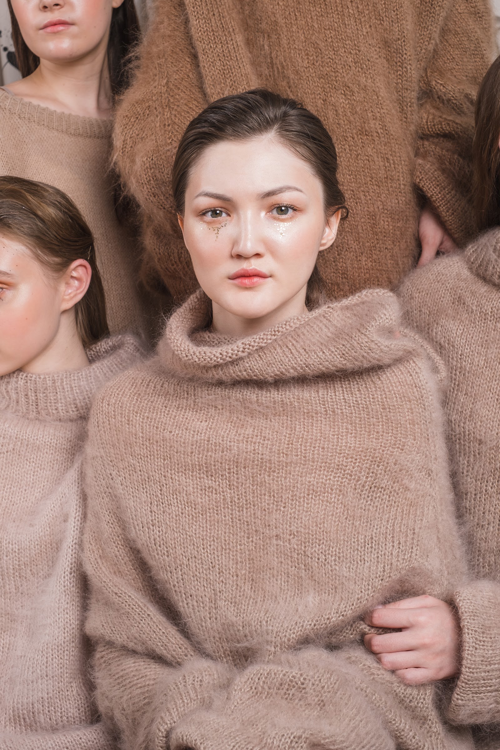 CLOVER — Look 15