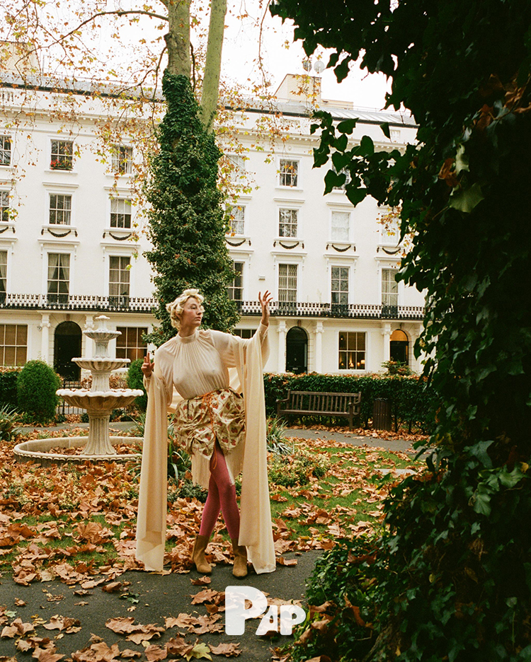 ROCOCO MEWS — Look 3