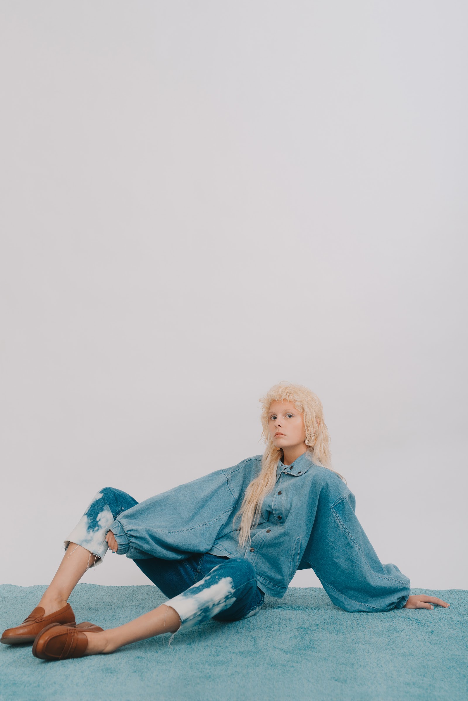 CONNECT THE DOTS — Look 2